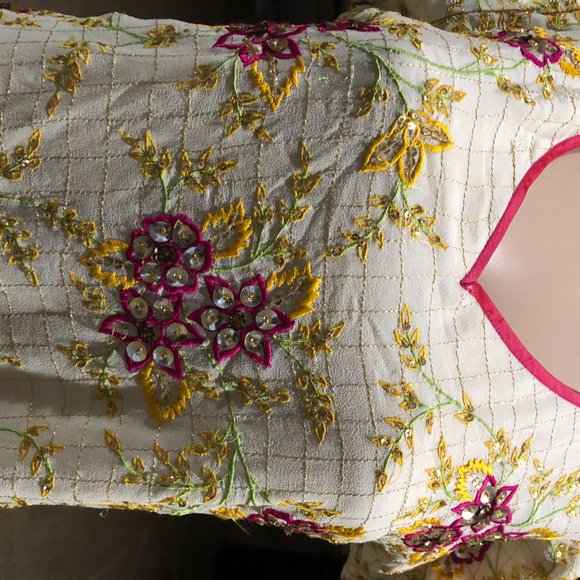 Beautiful Pakistani Indian long Kurta - Picture 6 of 7